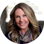 head shot of Erin Parsons