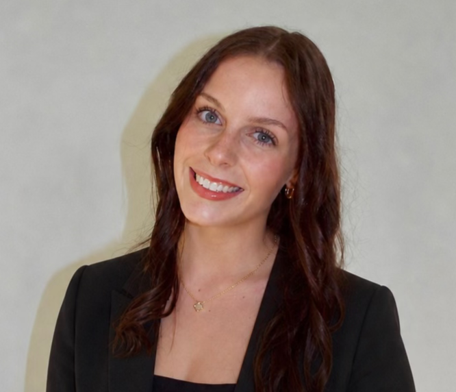 Sophie Pressler headshot