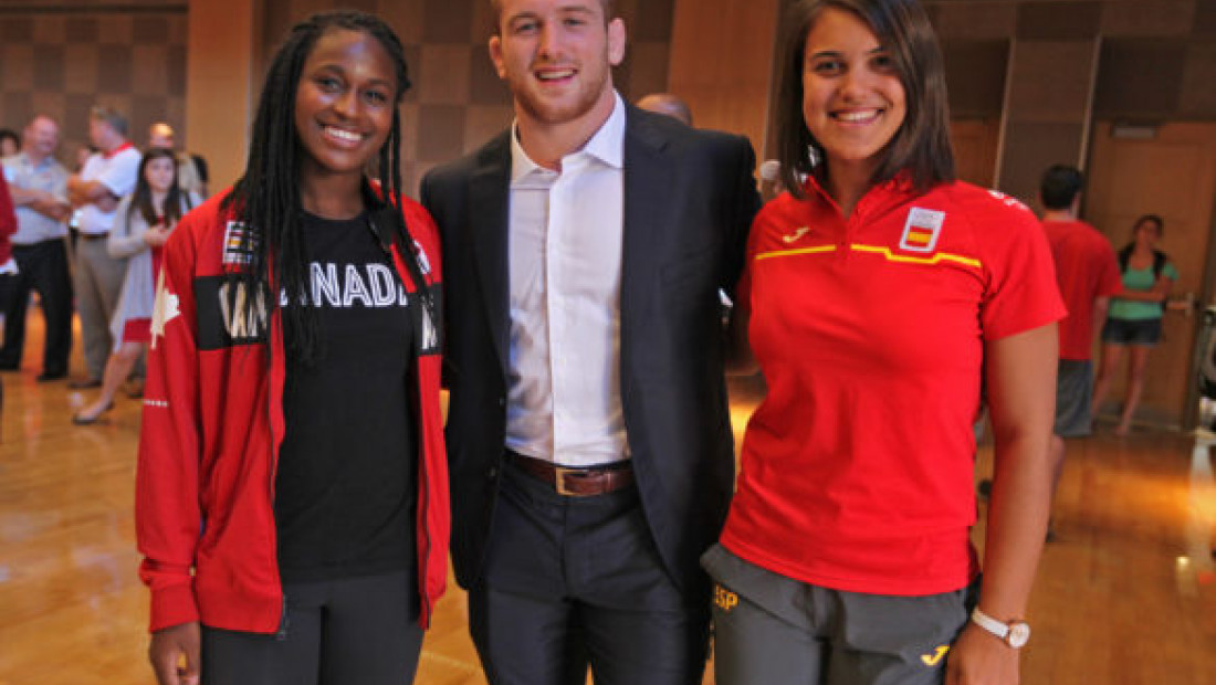 Aina Cid Centelles, Nichelle Prince and Kyle Snyder