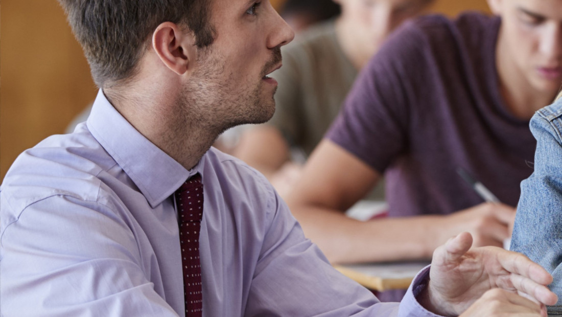 STUDENT CAUGHT PLAYING MOBILE GAME DURING ONLINE CLASS 