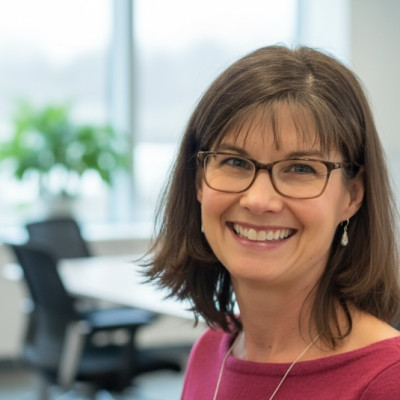 Tonya Orchard headshot