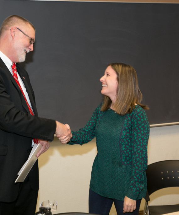 award handshake