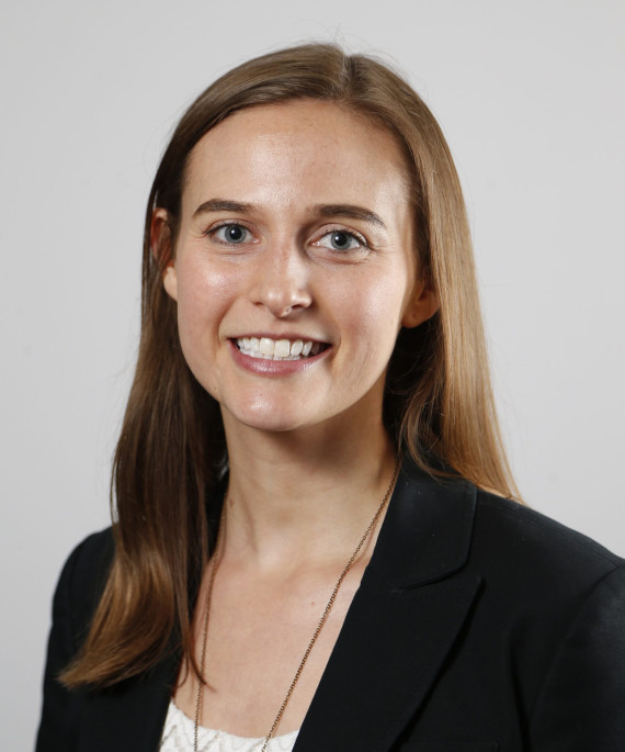 Head shot of Rebecca Dore