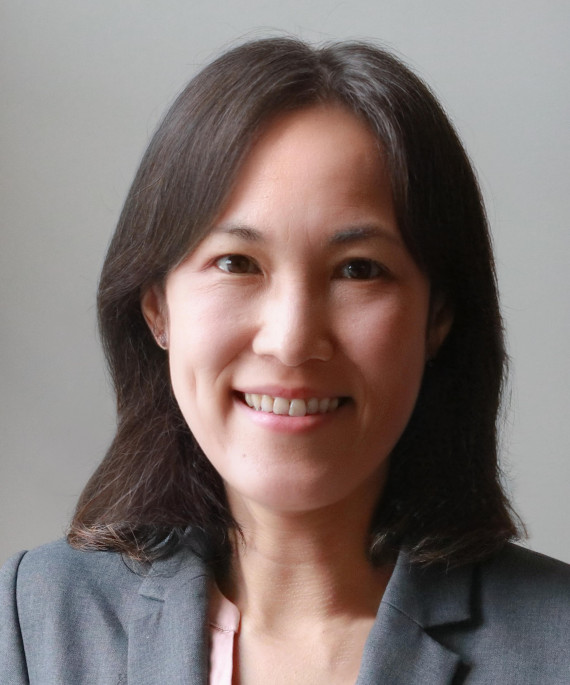 Becky Haung headshot
