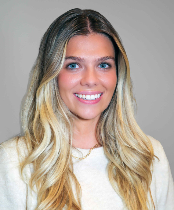 Camille Worstell headshot