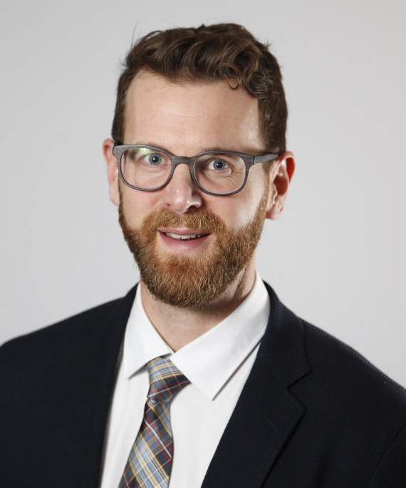 Francis Troyan headshot
