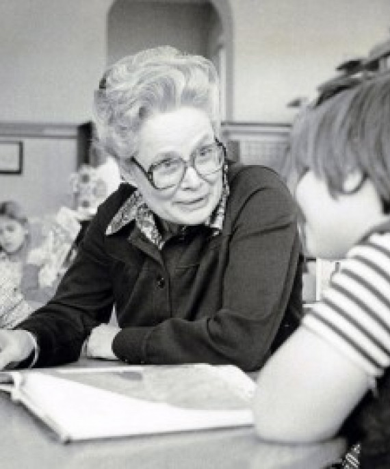 Charlotte Huck with students