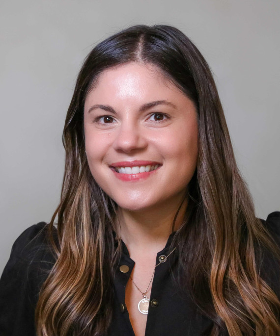 Jill Apgar headshot