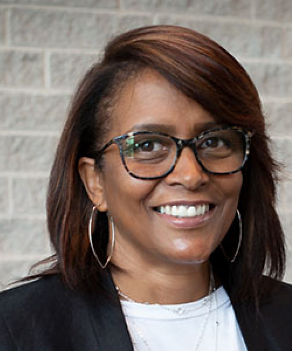 Melissa Ross headshot