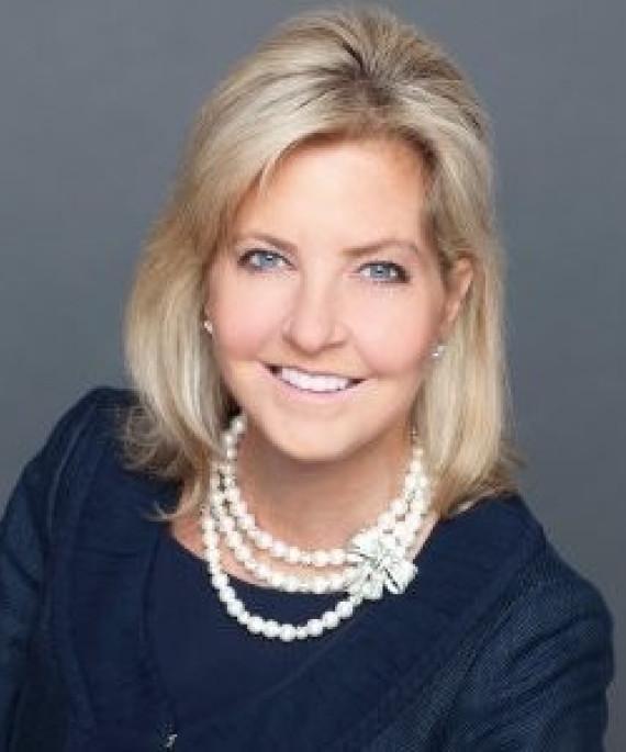 Tara Abraham headshot