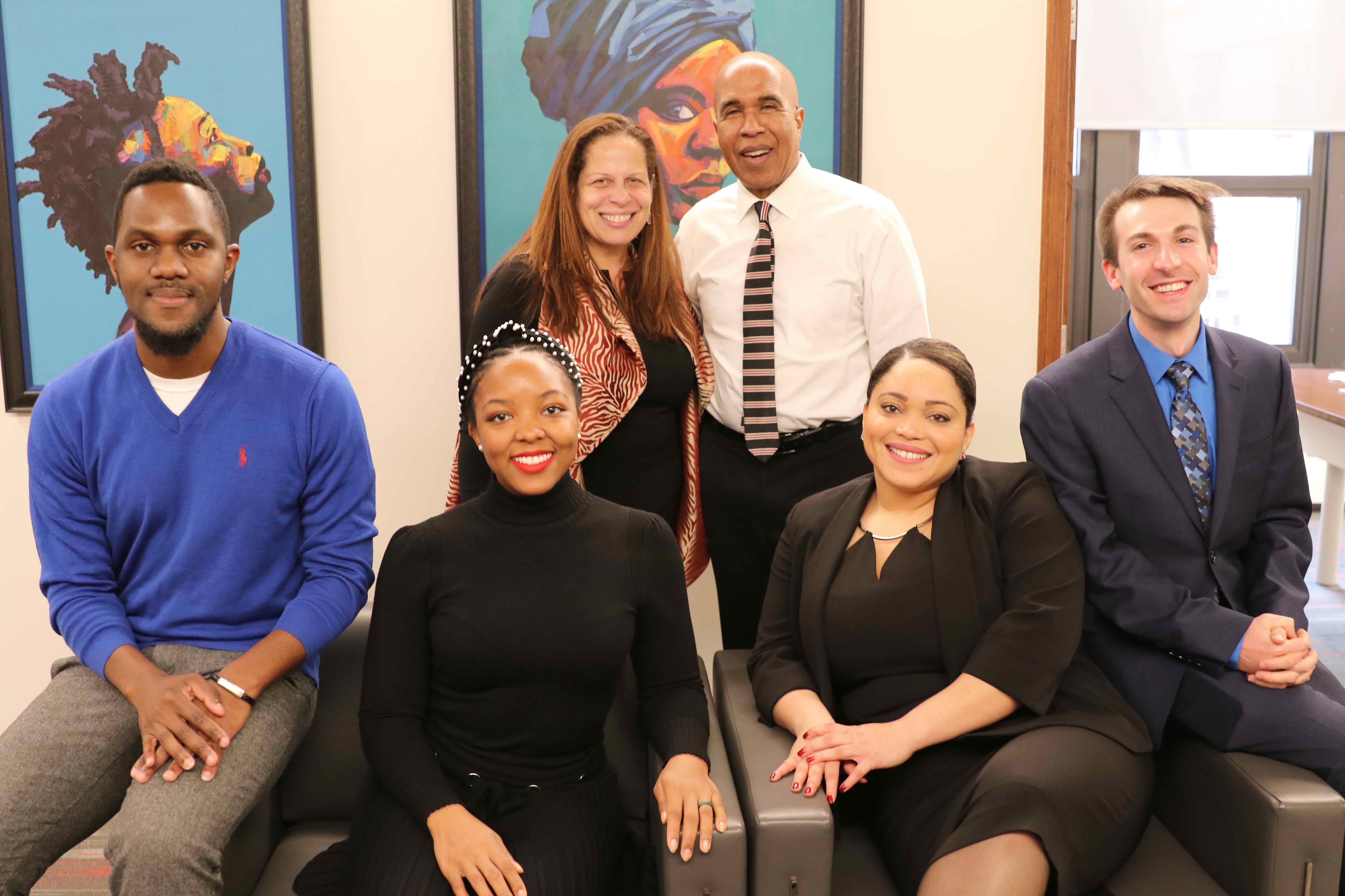 Ohio State faculty with students and Dean